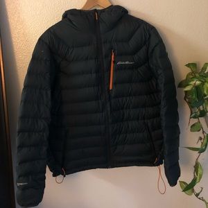 Men’s brand new Eddie Bauer puffy coat